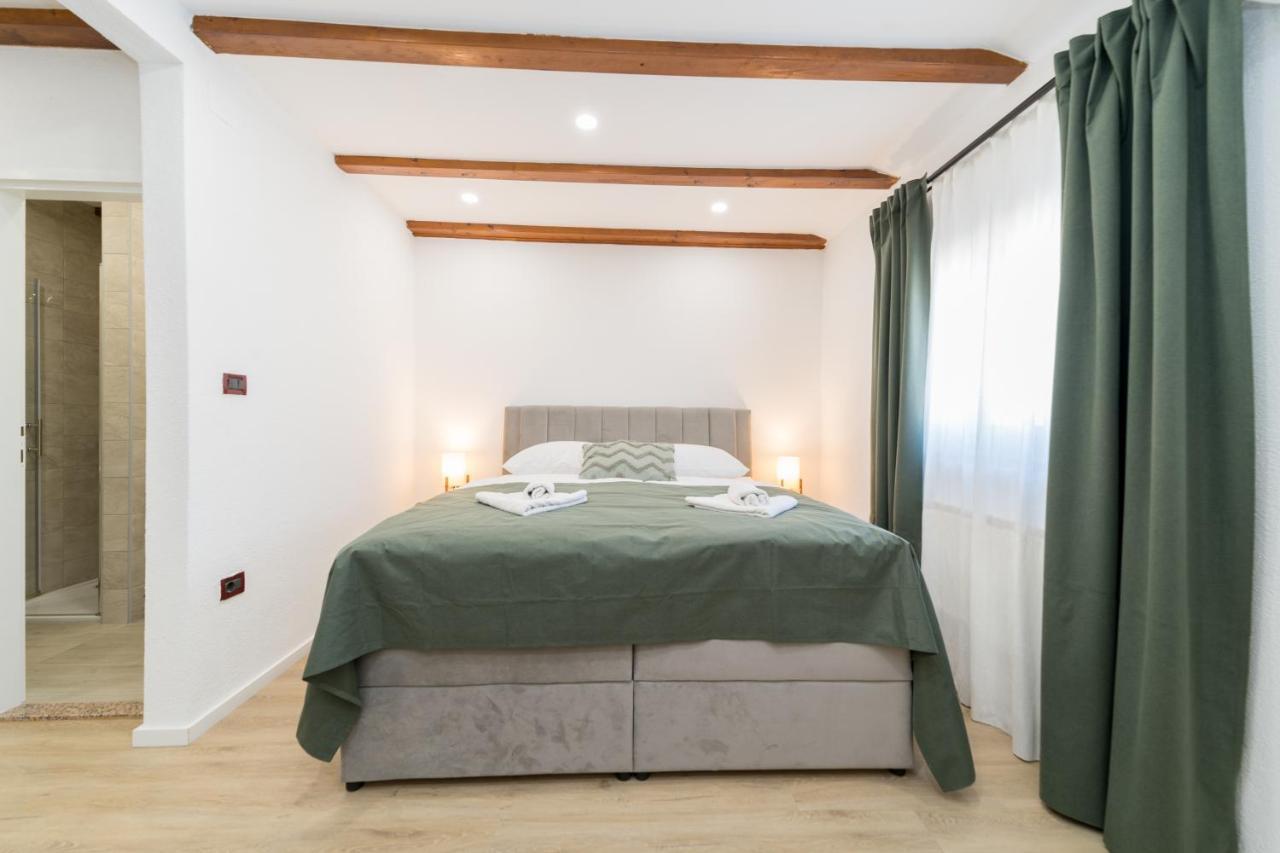 Hotel Maslina Seget  Εξωτερικό φωτογραφία