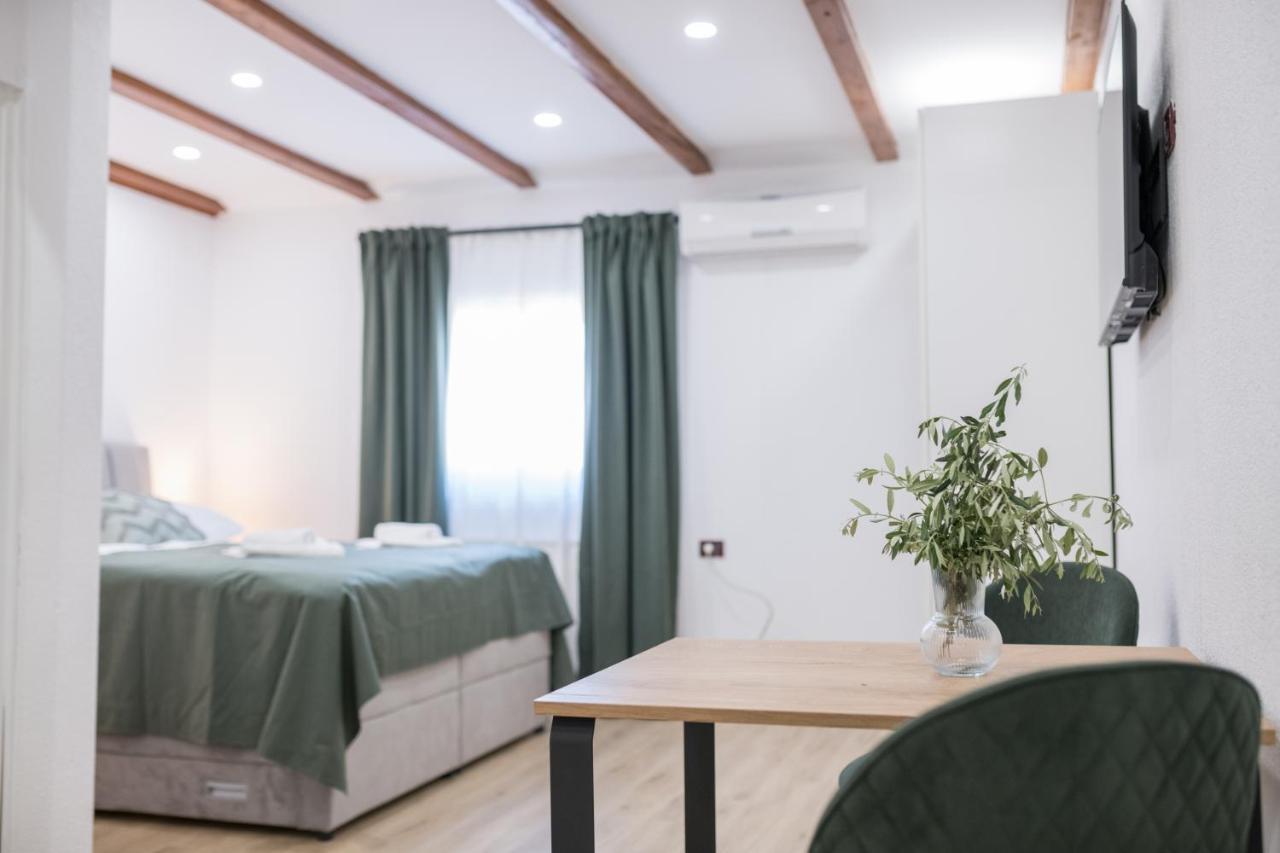 Hotel Maslina Seget  Εξωτερικό φωτογραφία