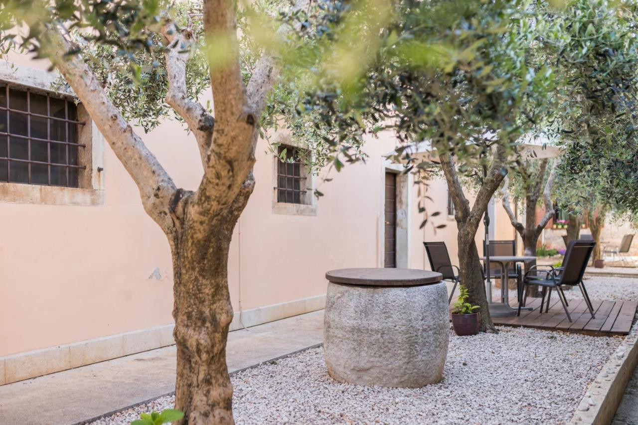 Hotel Maslina Seget  Εξωτερικό φωτογραφία