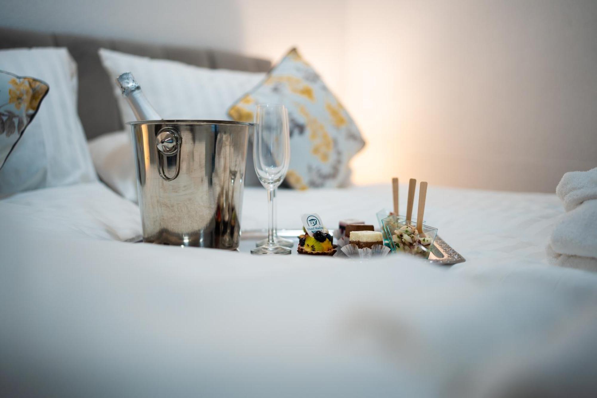 Hotel Maslina Seget  Εξωτερικό φωτογραφία