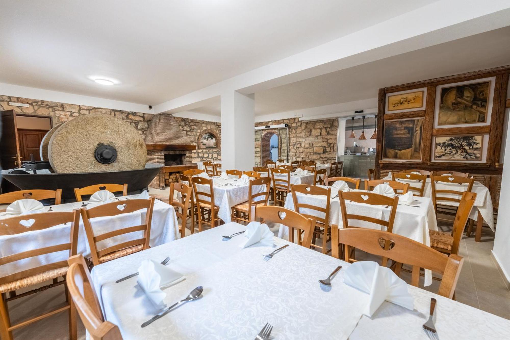 Hotel Maslina Seget  Εξωτερικό φωτογραφία