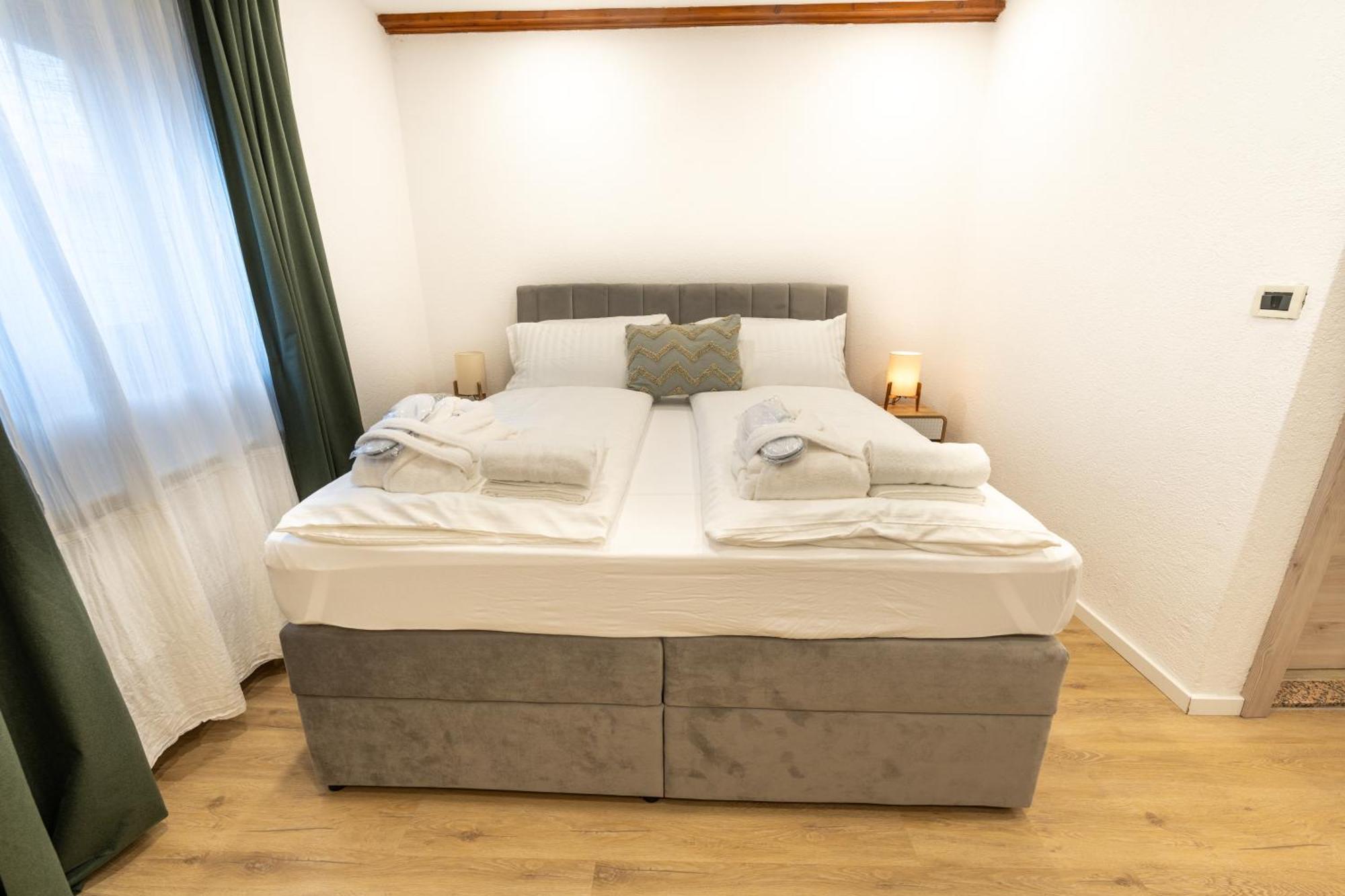 Hotel Maslina Seget  Εξωτερικό φωτογραφία